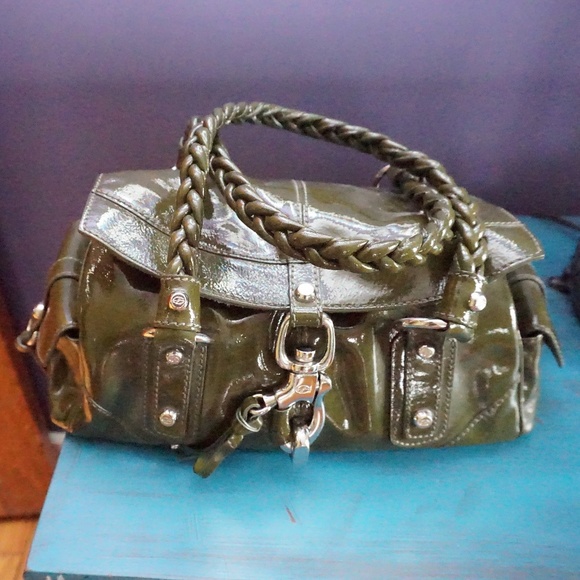 Francesco Biasia Olive Patent Leather Shoulder Bag - Picture 4 of 7